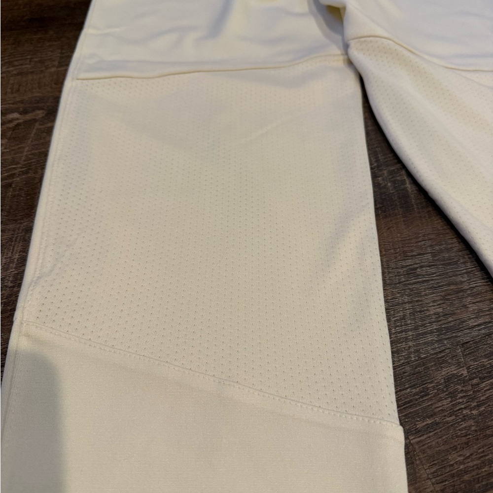 Nike Boys' Off-White Shorts Vapor Select Baseball Pants - Size Medium - Picture 6 of 7